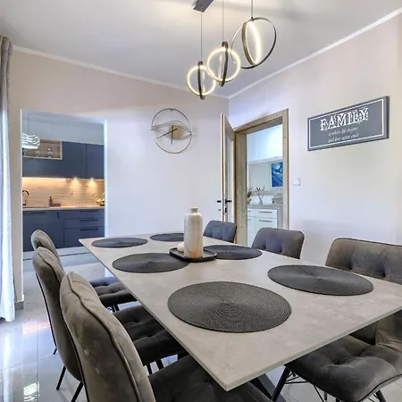 Filipana - Rca405 By Interhome